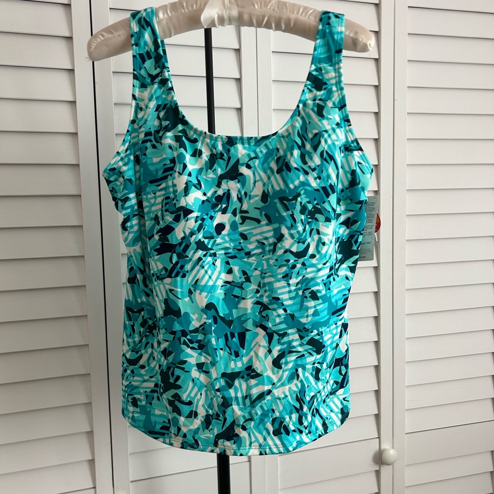 L.L. Bean Sunsmart Blue Fitted Sleeveless Swim Tank Top